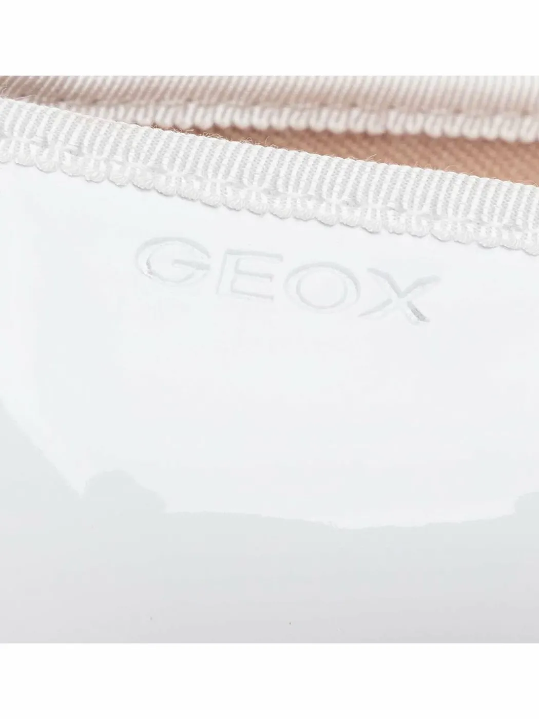Ballerine J Plie' A J0255A 000HH C1000 D Bianco
