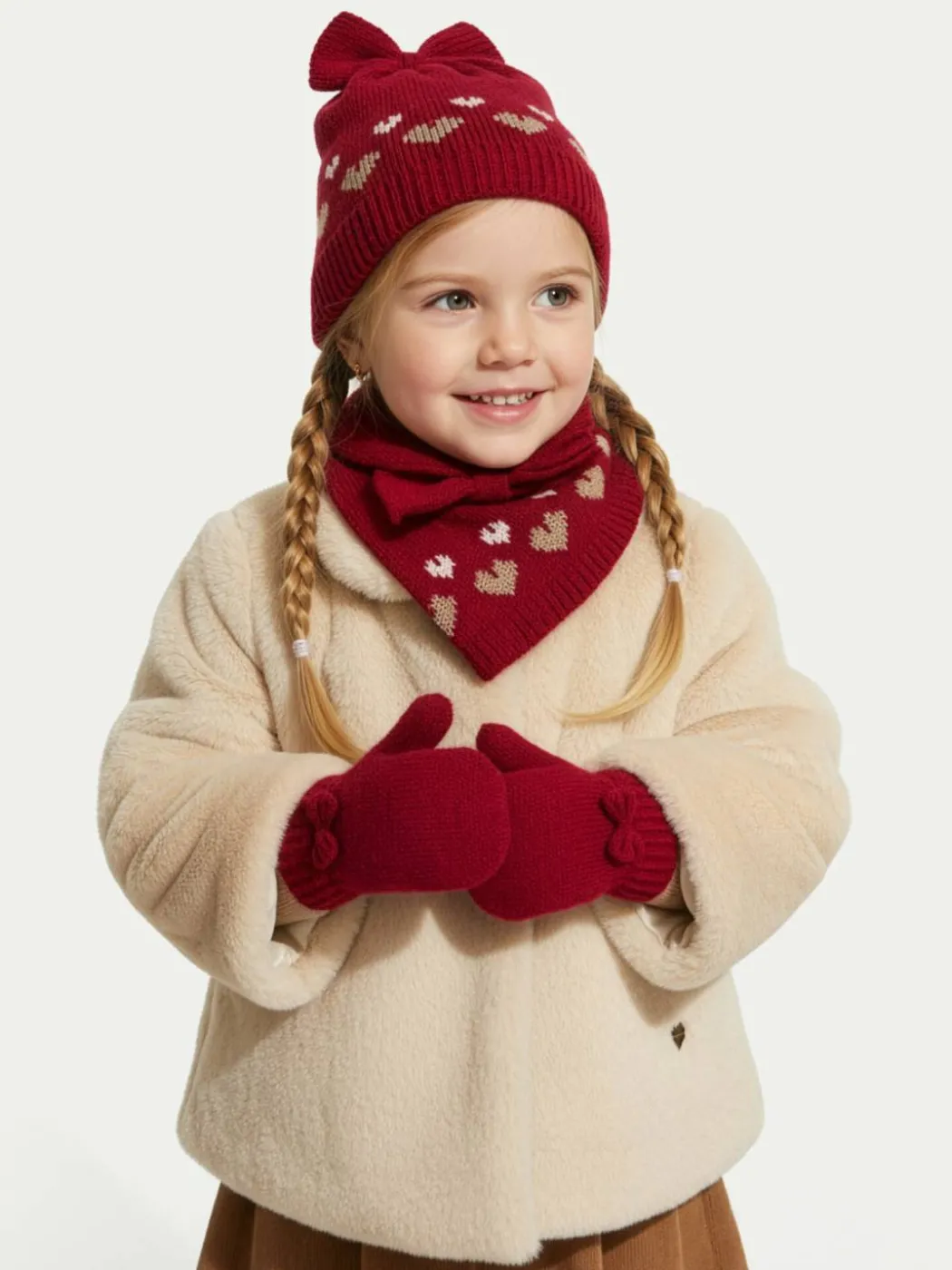 Completo cappello, sciarpa e guanti 10.536 Rosso