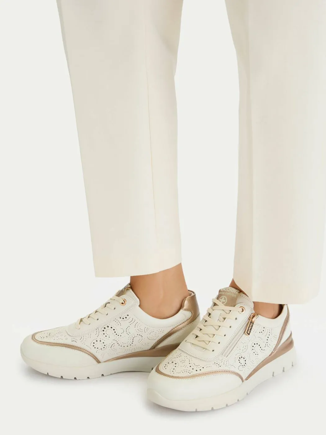Sneakers CEO-HY8205-1 Écru
