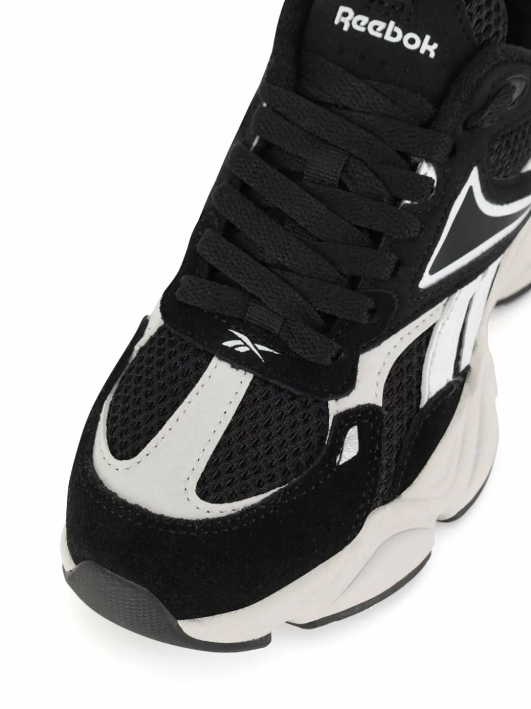 Sneakers CHARGE AR30246WBNW Nero