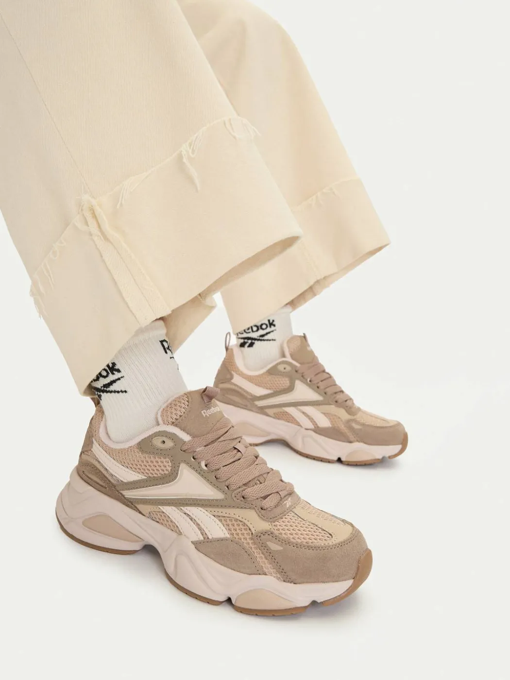 Sneakers CWB-CHARGE AR30246WTCQ Beige
