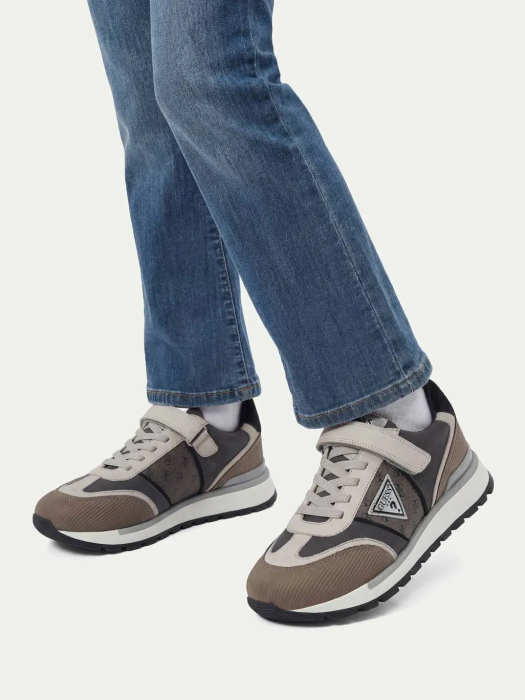Sneakers EO-CI12-B541-01 Grigio
