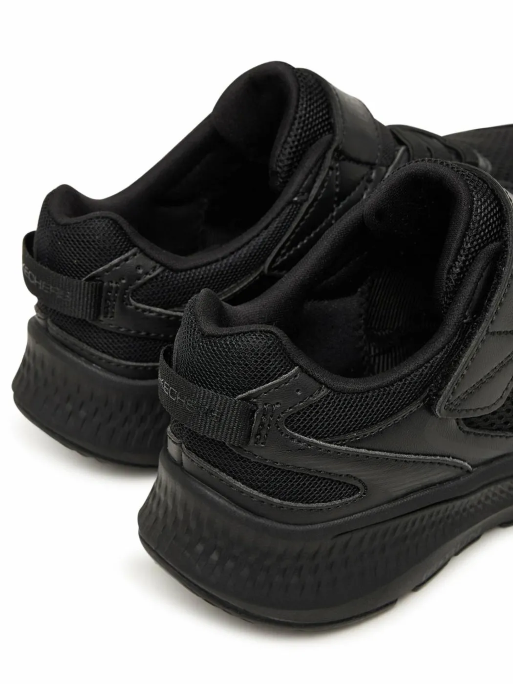 Sneakers Gorun Consistent 2.0 405039L/BBK Nero
